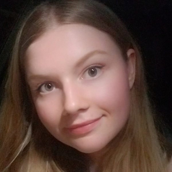 Amber - Computer programming tutor - Oxnard