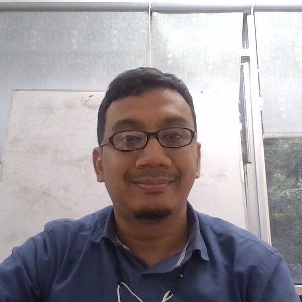 Ivan - Guru ilmu komputer dasar - Kecamatan Bogor Timur