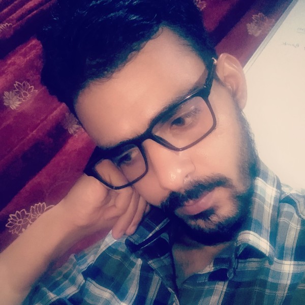 TARIQ - Accounting teacher - Pulwama