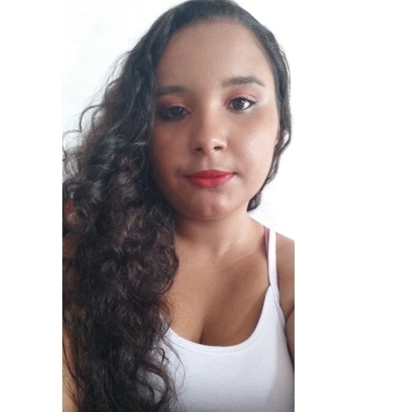 Amanda - Prof de estética - 