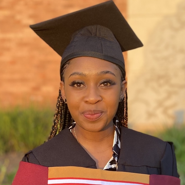 Sibusisiwe - English tutor - Newcastle