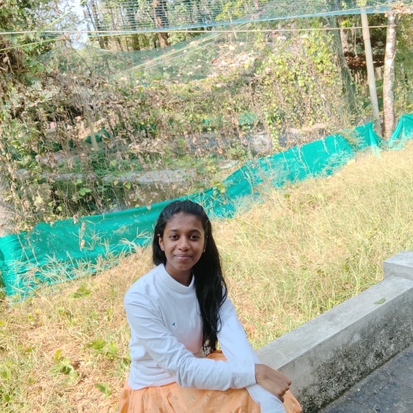 Diya - Maths tutor - Caversham