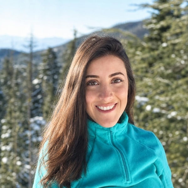 Alejandra - Spanish tutor - Central Point