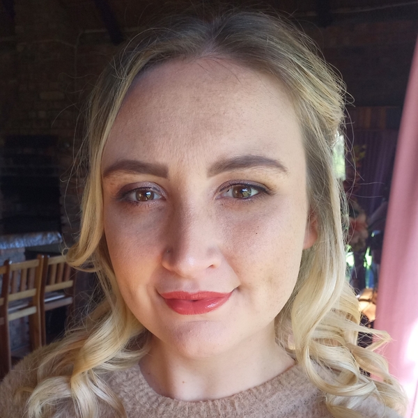 Litesta - English tutor - Gqeberha