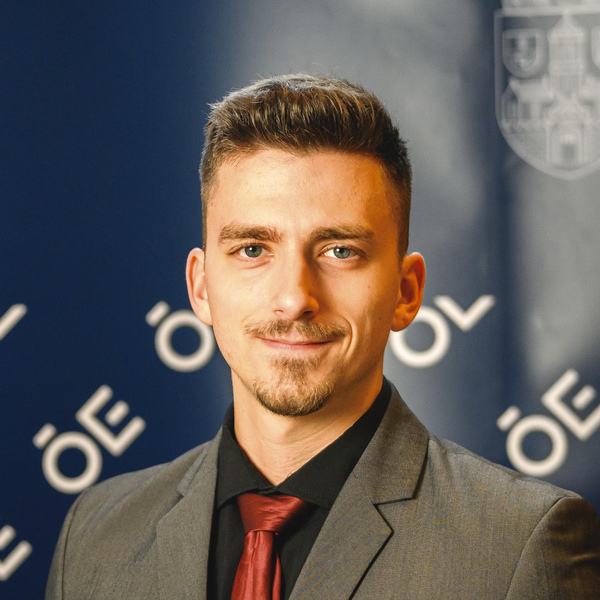 Erik - angol nyelv magántanár - Budapest