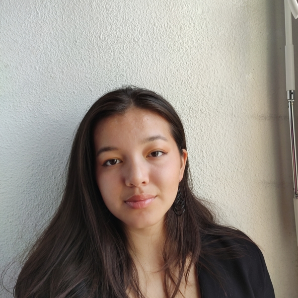 Lena - Prof d'aide aux devoirs - Neuilly-sur-Marne
