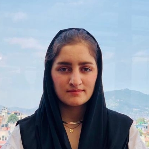 Anaru - English tutor in London - 12£/h - 1 reviews