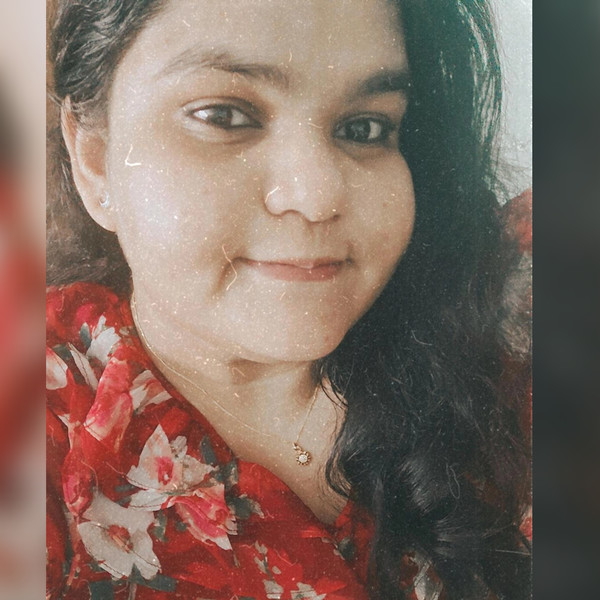 Estelle - Biology teacher - Kochi