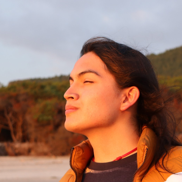 Chávez Vargas Ciudad López Mateos, Graduado de academia de inglés