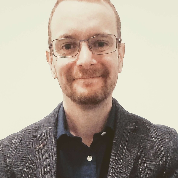 Ian - Current affairs tutor - Kettering