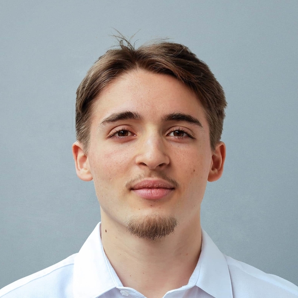 Eliott - Prof d'intelligence artificielle - Paris 15e