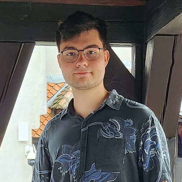 Alex - Maths tutor - Melville