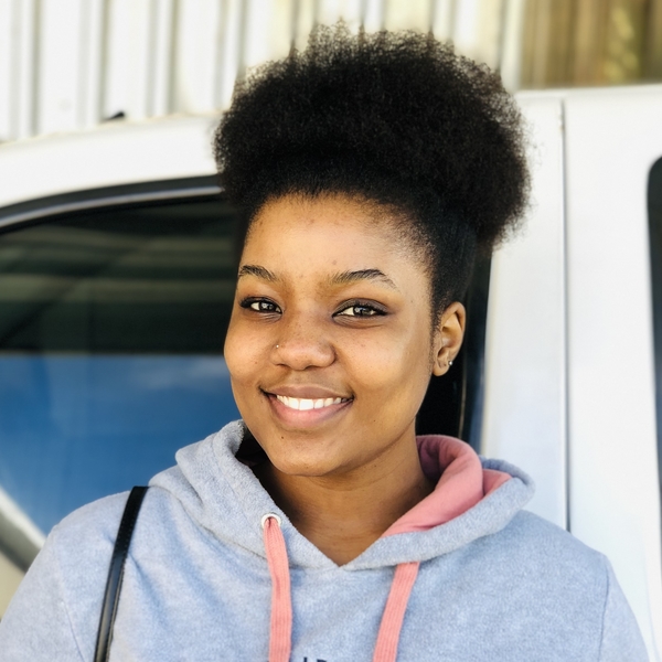 Sivenathi Gqeberha I teach English ,share my knowledge , make