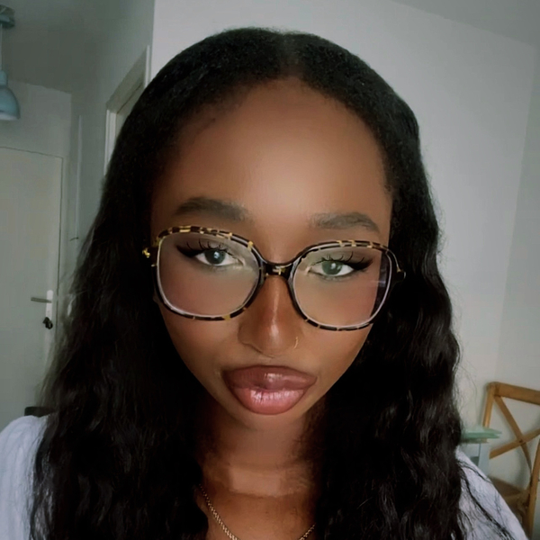 Amandine - Prof de français - Cenon