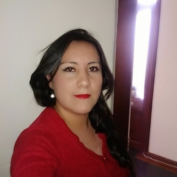 Camila - profesor de programación - Bogotá