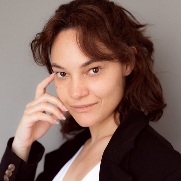 Naomi - Prof de communication digitale - Châtillon