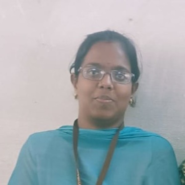 POOJA - Maths tutor - Chennai