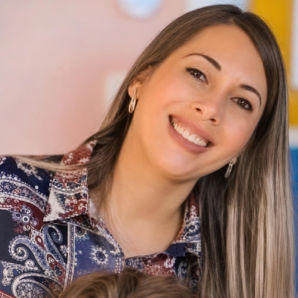 Iliane - Professor de Recursos humanos - 