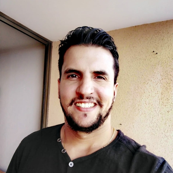 Oscar - profesor de matemáticas - Iquique