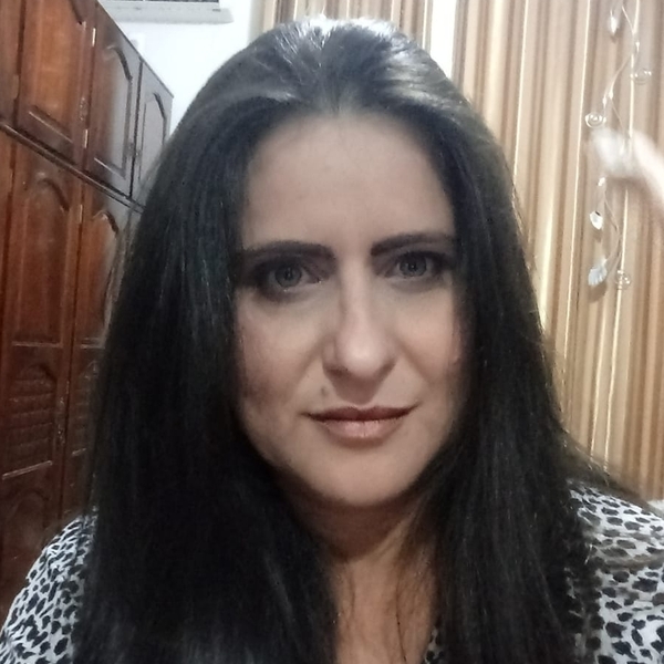 Tatiana - Professor de matemática - Francisco Beltrão