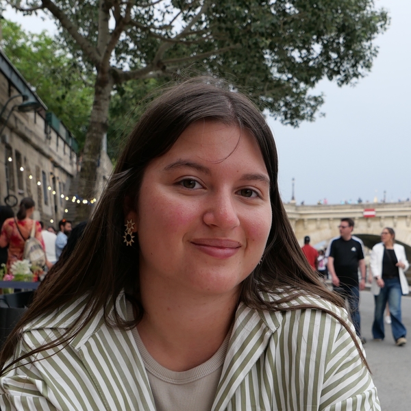 Romane - Prof de maths - Roquebrune-Cap-Martin