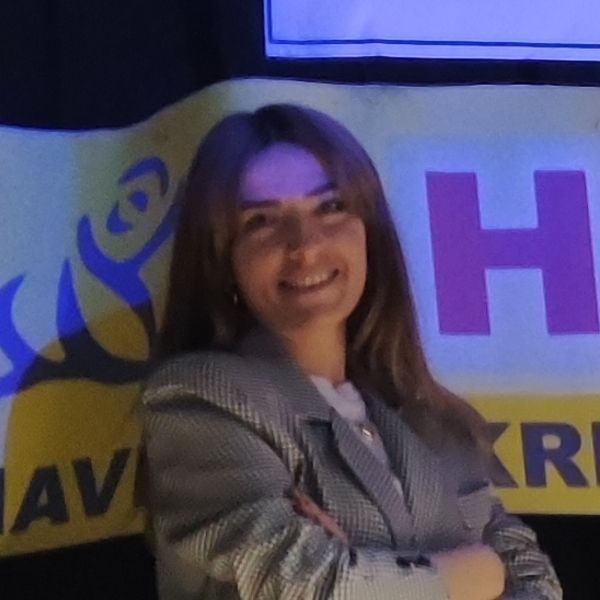 Ece - Eğitim koçu - Isparta