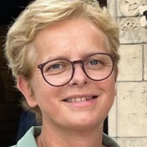 Anne-Marie - Prof d'anglais - Saint-Cyr-l'École
