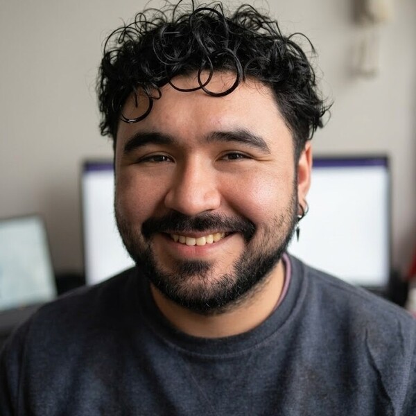 Arturo - profesor de ciencias - Concepción