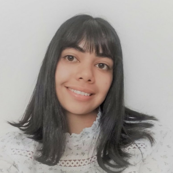 Ashley - Profe de matemáticas - Ensenada