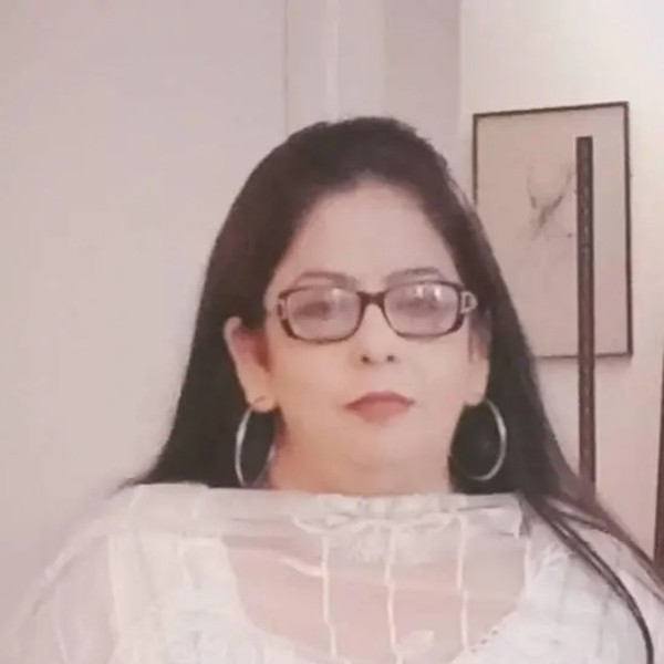 Priyanka Roy Hussain - English tutor - Kolkata