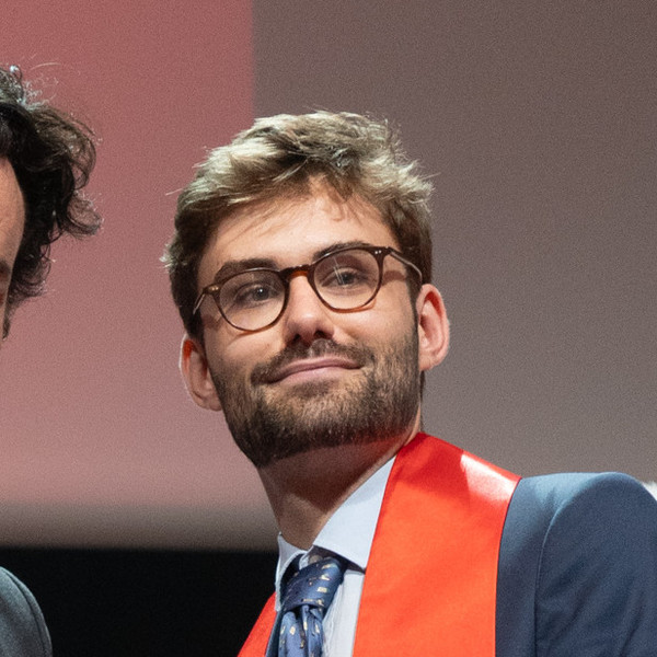 Julien - Prof de préparation concours sciences po - Paris 7e