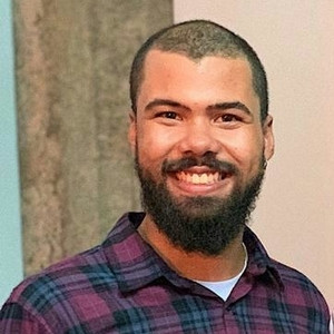 Henrique - Professor de história - Serra