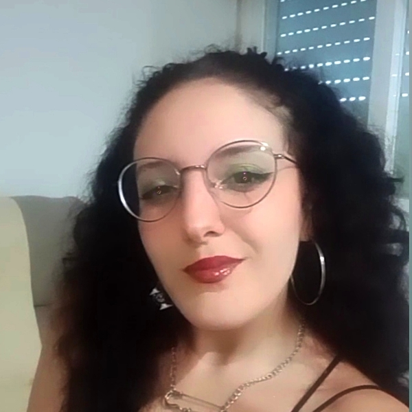Julia - profesor de doblaje - Sevilla