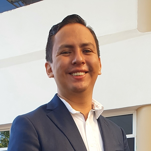 Eduardo - Profe de inglés - Irapuato