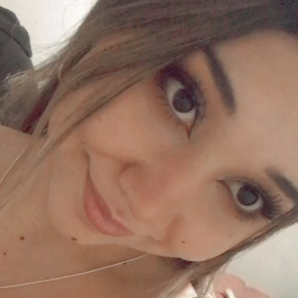 Valentina - profesor de biología celular - Renca