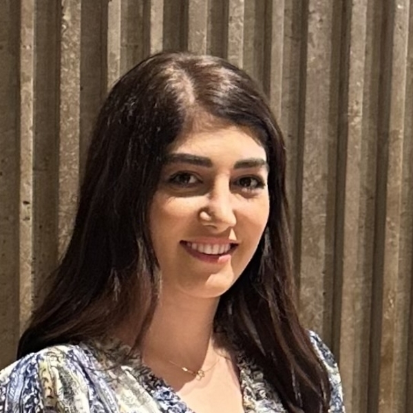 Hadis - English teacher - Gurugram
