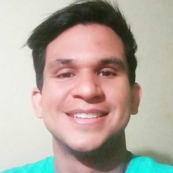 Daniel - profesor de matemáticas - Lima