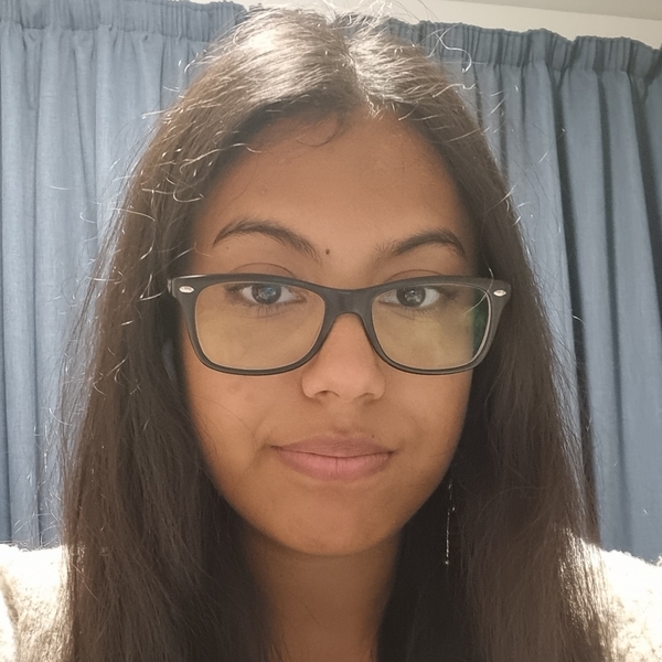 Riya - Physics tutor - Wellington