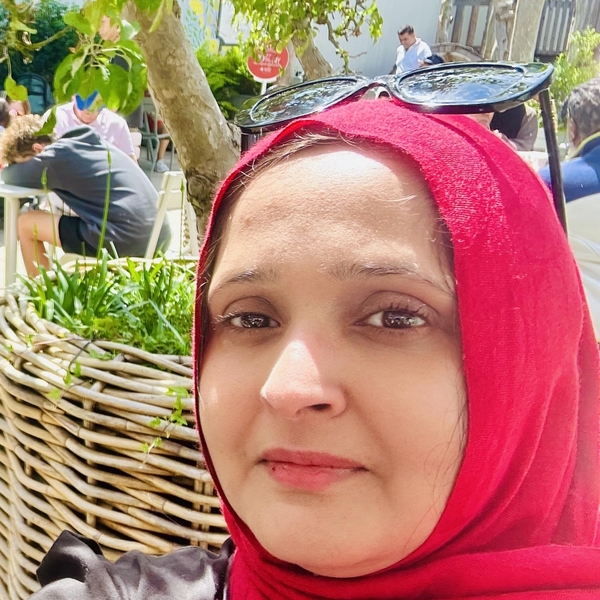 Kehkashan - Basic computing tutor - Cardiff