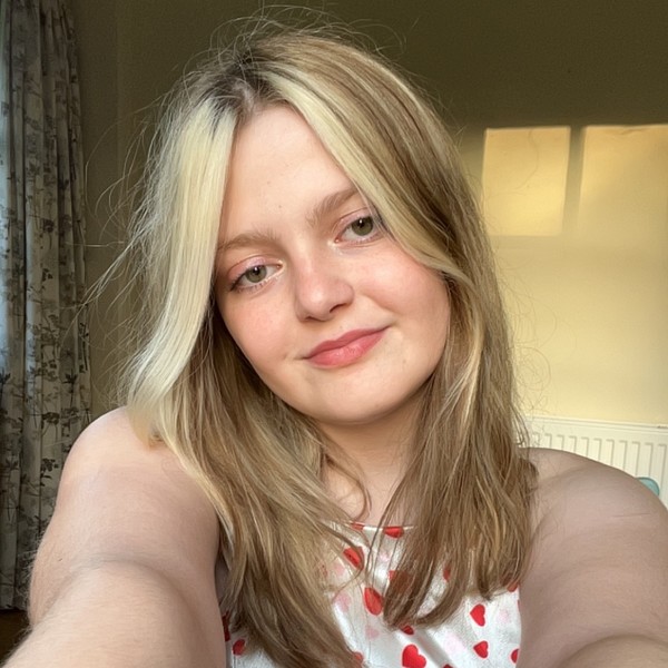Elinor - Reading tutor - Wolverhampton