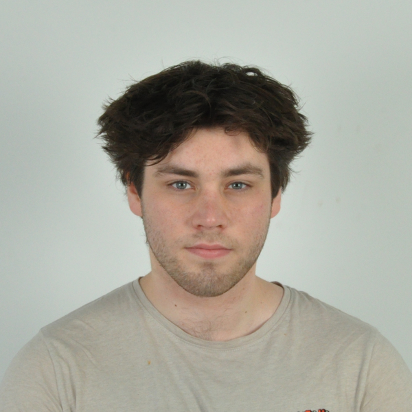 Nat - Maths tutor - Bristol