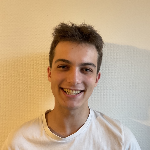 Camille - Prof de maths - Paris 13e