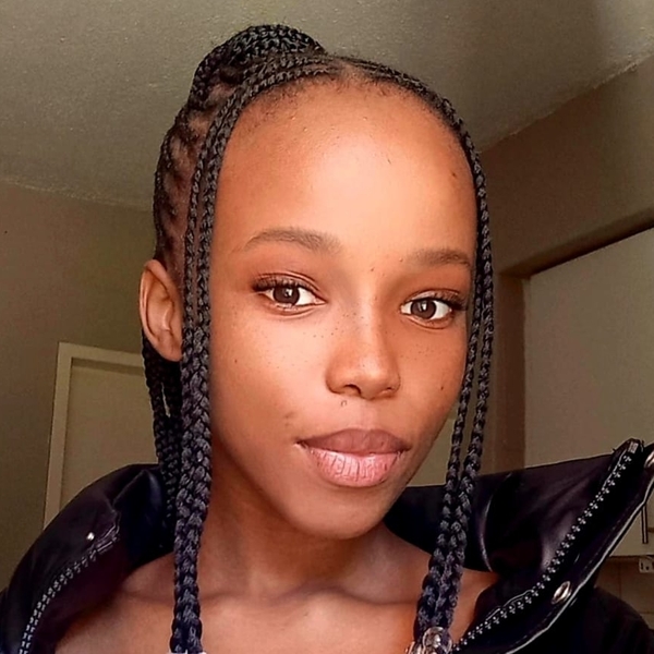 Songeziwe - English tutor - Mmabatho