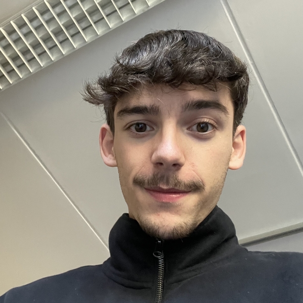 Nathan - Prof d'initiation informatique - Auderghem