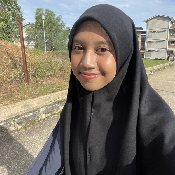 Nafisah - Maths tutor - Gemas