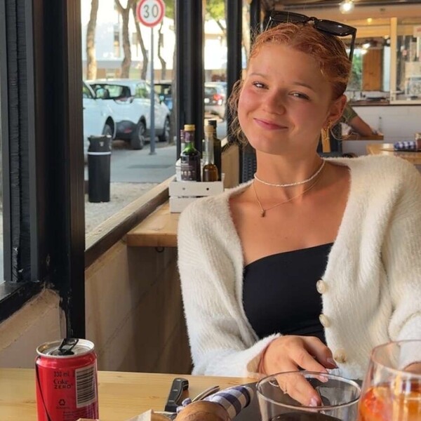 Magdalena - Lehrkraft für Deutsch - Linz