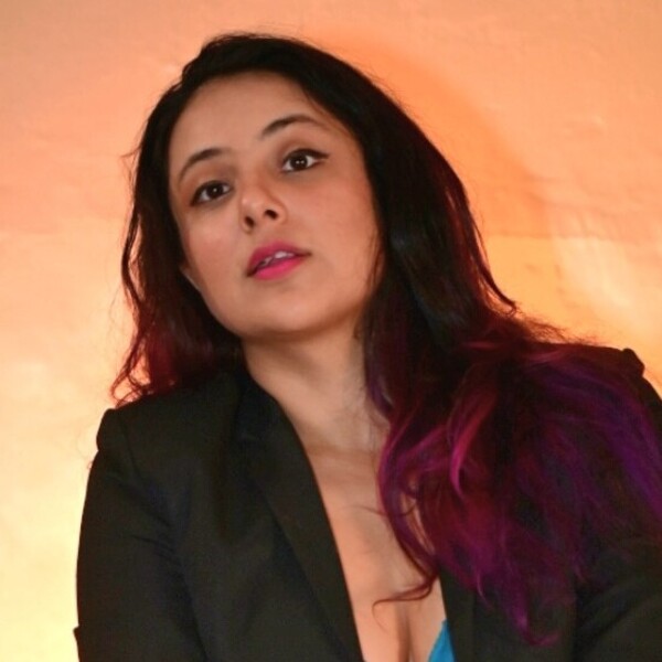 Harshita - Yoga tutor - New Delhi
