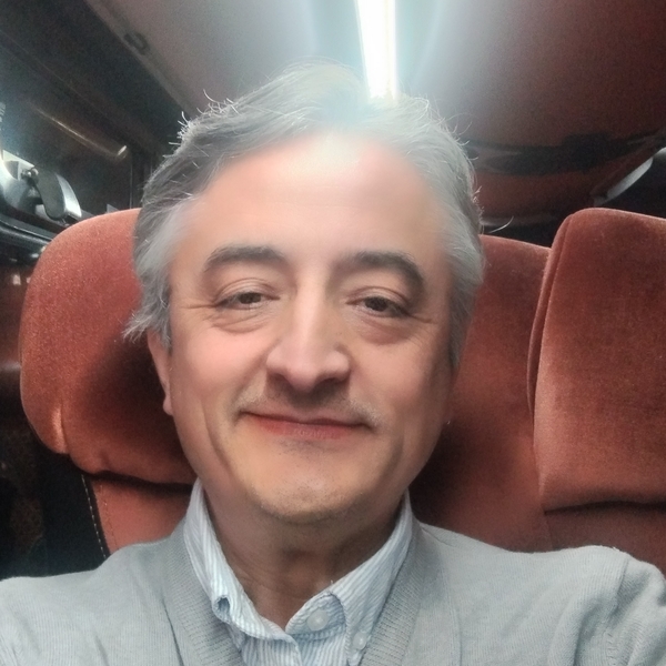 Mauricio - profesor de programación - Santiago