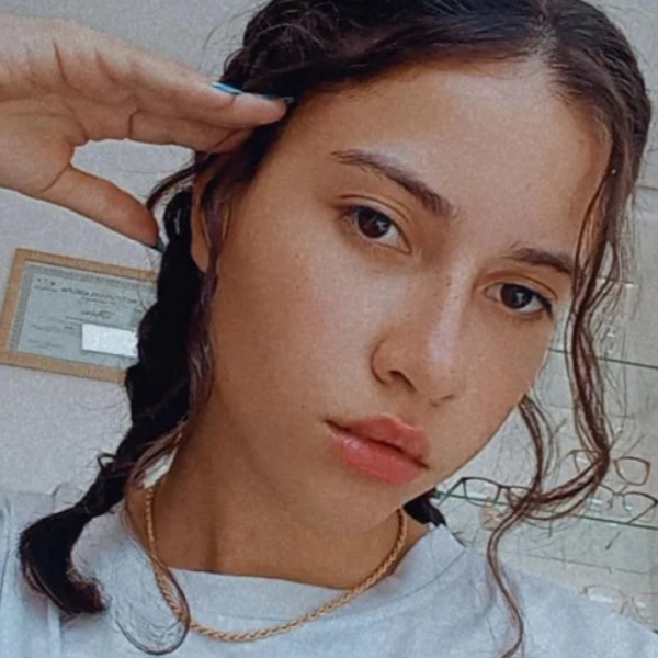 BEATRIZ - Professor de biologia - Suzano