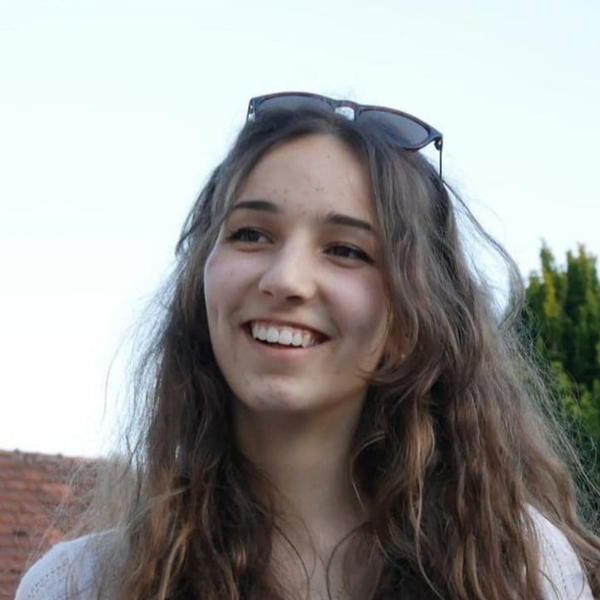 Chloé - Prof de maths - Viry-Châtillon